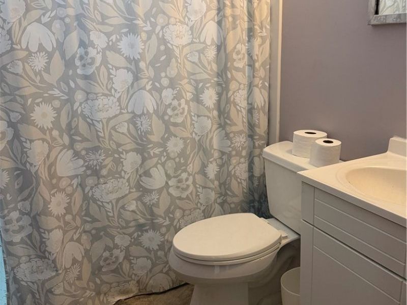 15300 Holland Road , Brook Park, OH 44142 Photo 9