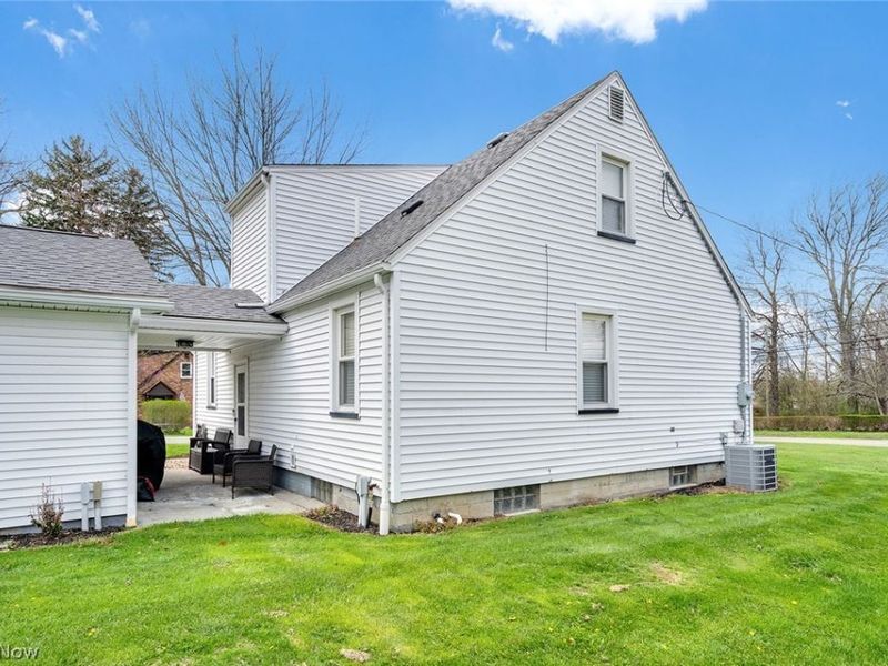 134 E McKinley Way, Poland, OH 44514 Photo 12