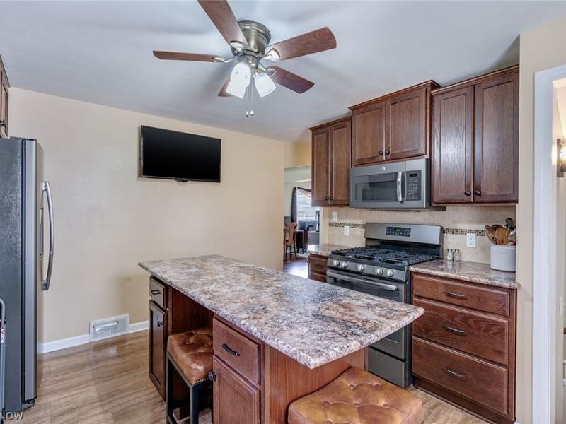 134 E McKinley Way, Poland, OH 44514 Photo 15