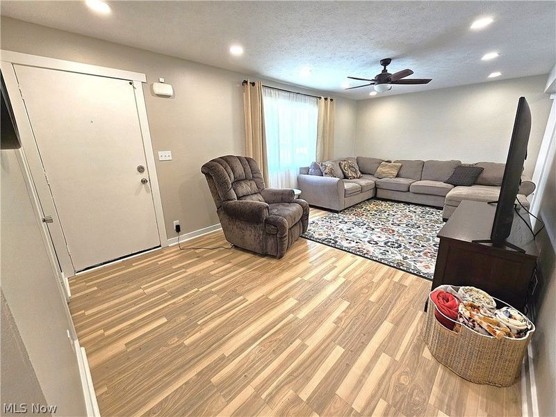 432 Catalina Avenue , Wooster, OH 44691 Photo 4