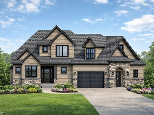 943 Heartridge Drive , Sagamore Hills, OH 44067