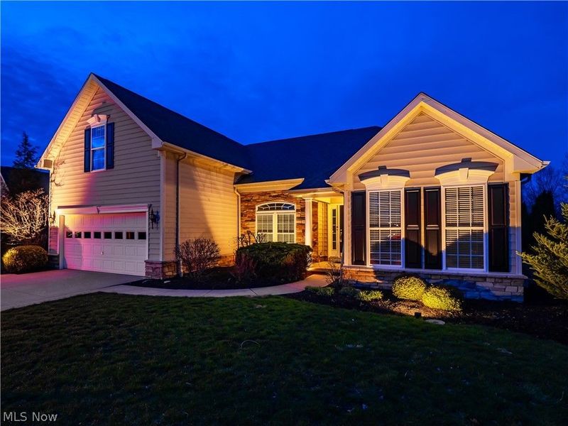 39206 Courseview Drive , Avon, OH 44011 Photo 11