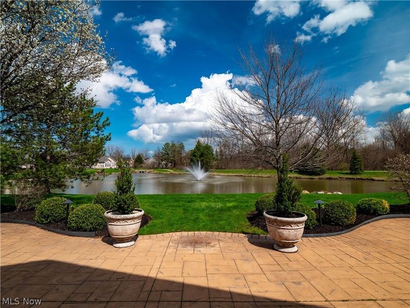 39206 Courseview Drive , Avon, OH 44011 Photo 7