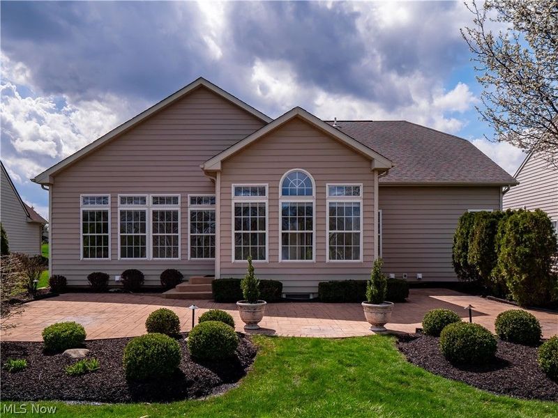 39206 Courseview Drive , Avon, OH 44011 Photo 8