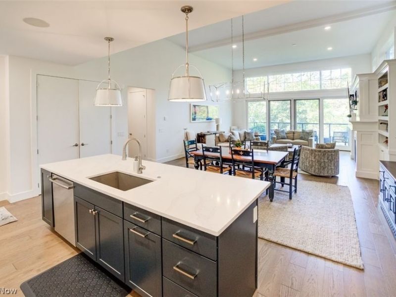 188 Cleveland Street , Chagrin Falls, OH 44022 Photo 15