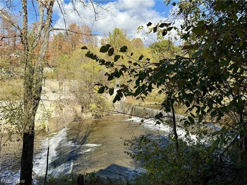 188 Cleveland Street , Chagrin Falls, OH 44022 Photo 5