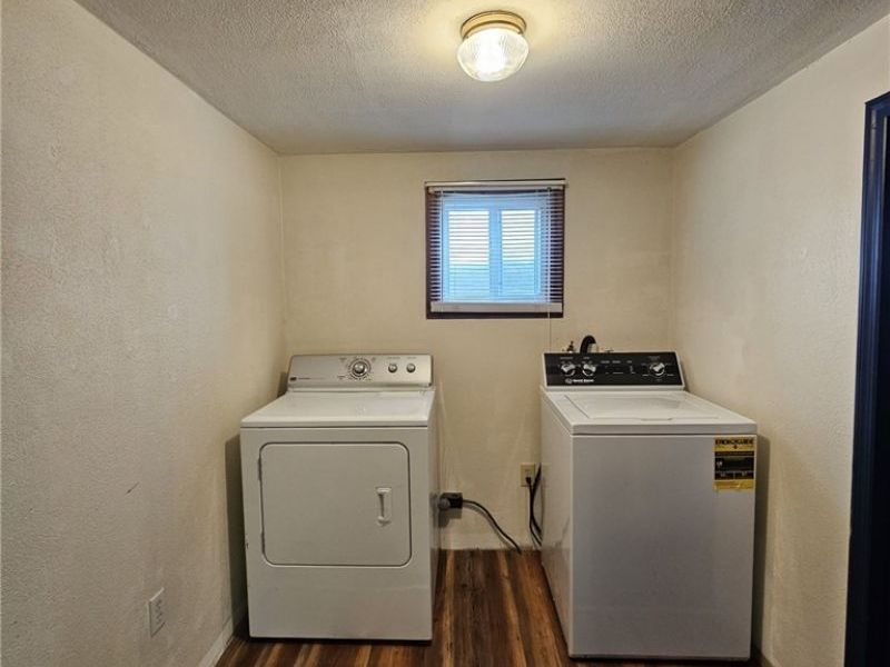 213 W Walnut Street, Lowellville, OH 44436 Photo 17