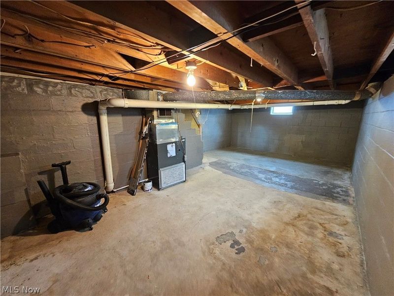 213 W Walnut Street, Lowellville, OH 44436 Photo 18