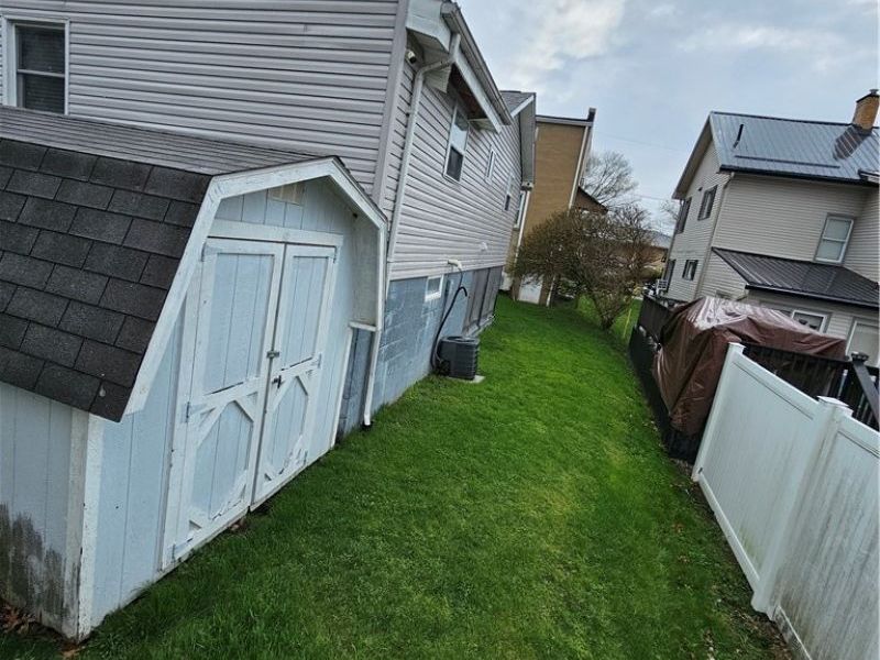 213 W Walnut Street, Lowellville, OH 44436 Photo 24