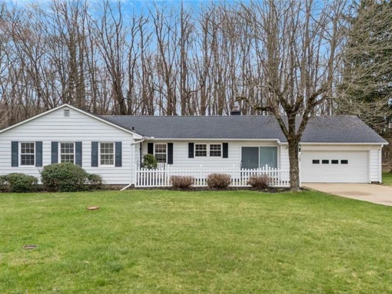 1163 Oak Tree Road , Copley, OH 44320 Photo 1