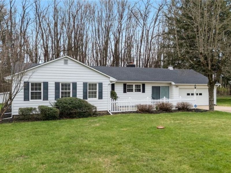 1163 Oak Tree Road , Copley, OH 44320 Photo 2