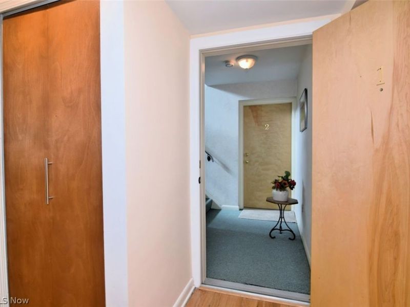2399 Euclid Heights Boulevard , Unit D-1, Cleveland Heights, OH 44106 Photo 2