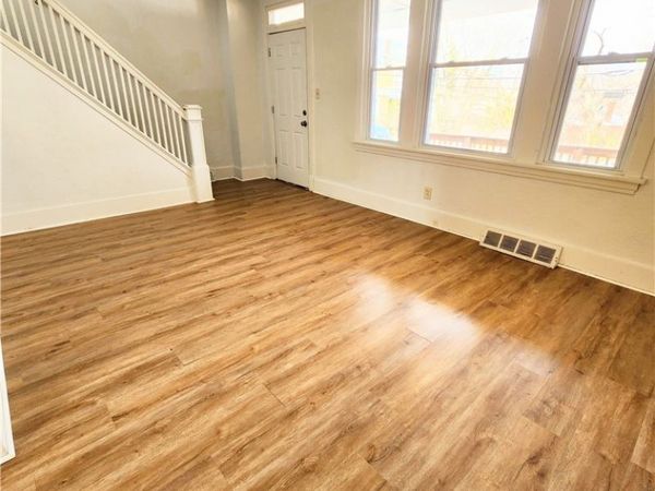 1805 Pallas St , Braddock, PA 15104