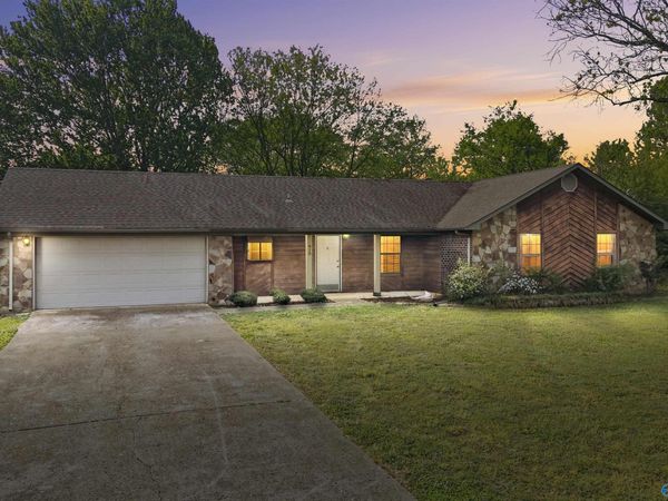 910 Jimmy Fisk Road, Hazel Green, AL 35750