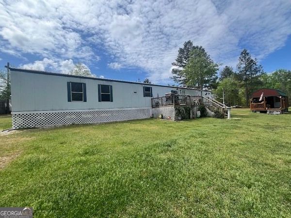 742 Halls Bridge Road, Swainsboro, GA 30401