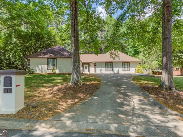 410 Emerald Parkway, Sugar Hill, GA 30518