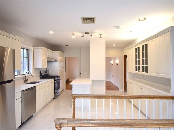 144-146 Cleveland Ave, Unit 2, Braintree, MA 02184