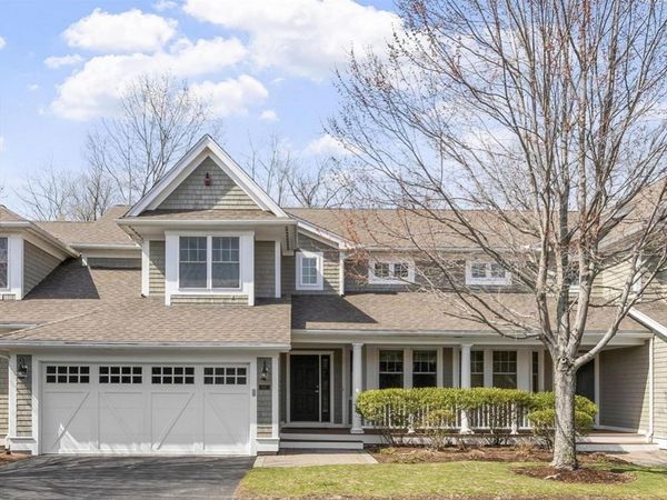 42 Seven Springs Ln, Unit C, Burlington, MA 01803