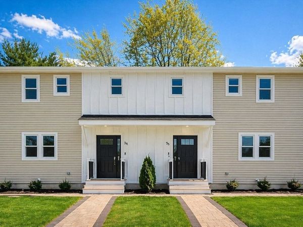 35 Neillian Way, Unit 35A, Bedford, MA 01730