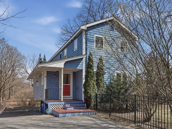 18 Bergin Ln, Worcester, MA 01602