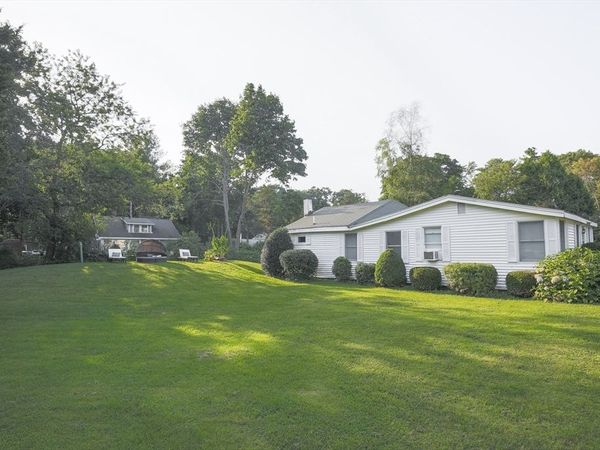 70 Cottage Road, Newbury, MA 01951