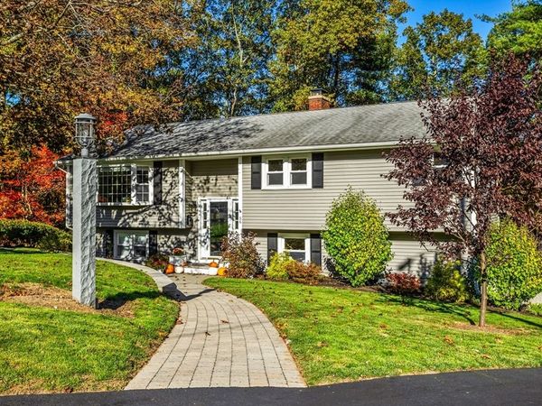 56 Sherwood Hill Dr, Holden, MA 01520
