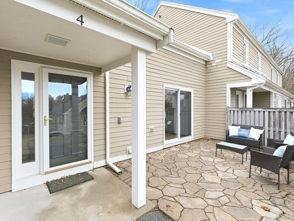 4 Drummer Boy Way, Unit 4, Lexington, MA 02420