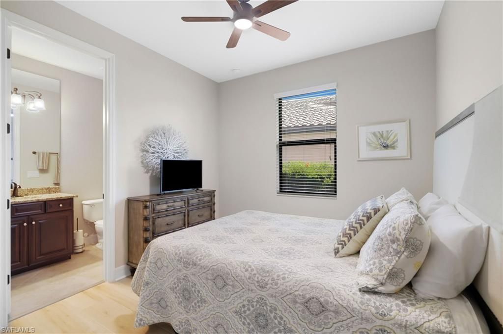 28627 Derry Ct, Bonita Springs, FL 34135 Photo