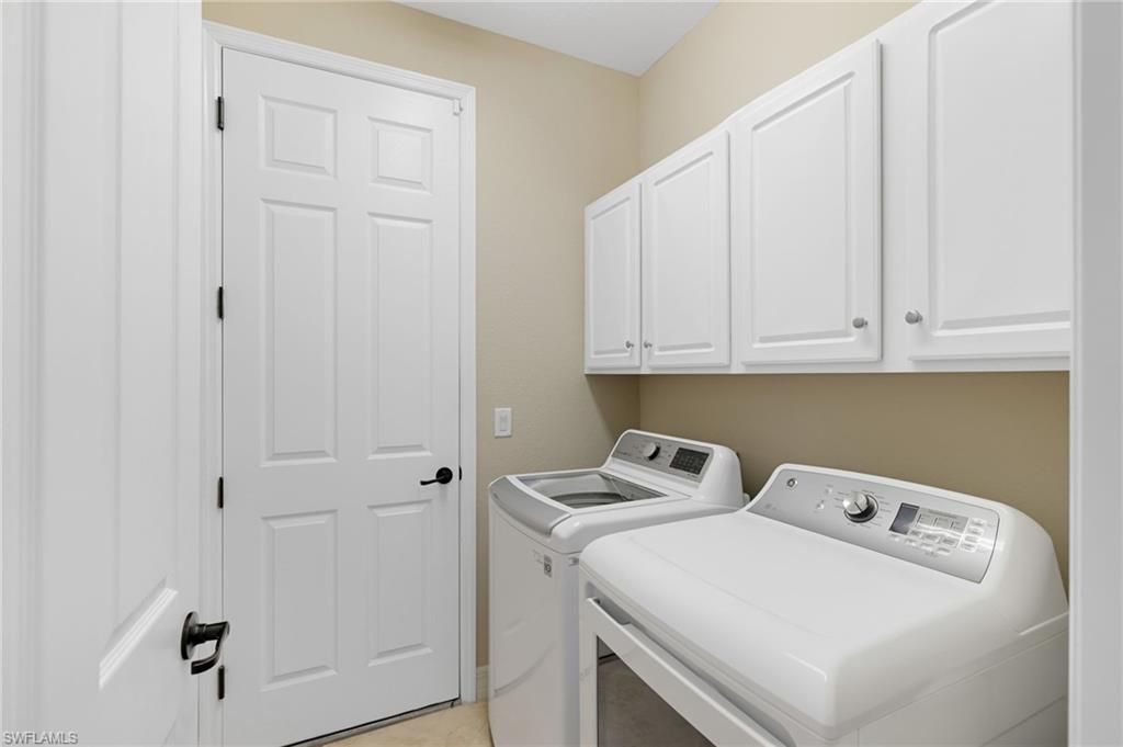 28627 Derry Ct , Bonita Springs, FL 34135 Photo