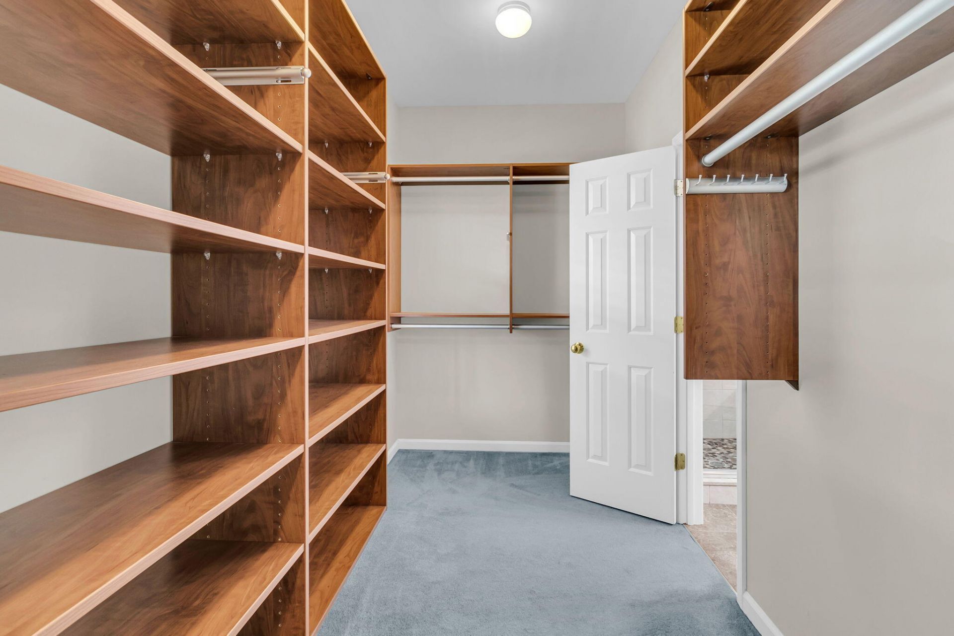 325 Club View Road Photo 29