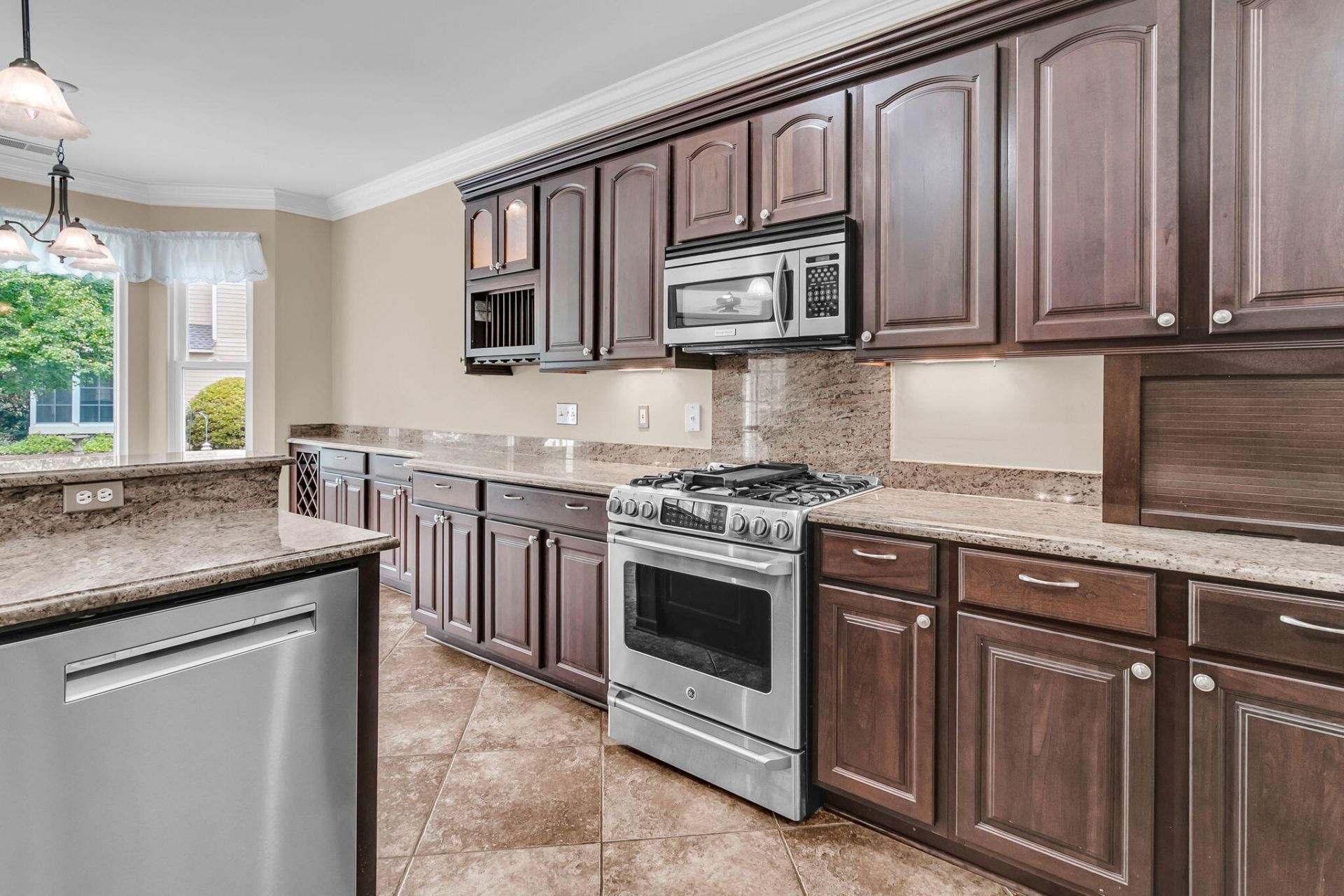 325 Club View Road Photo 30