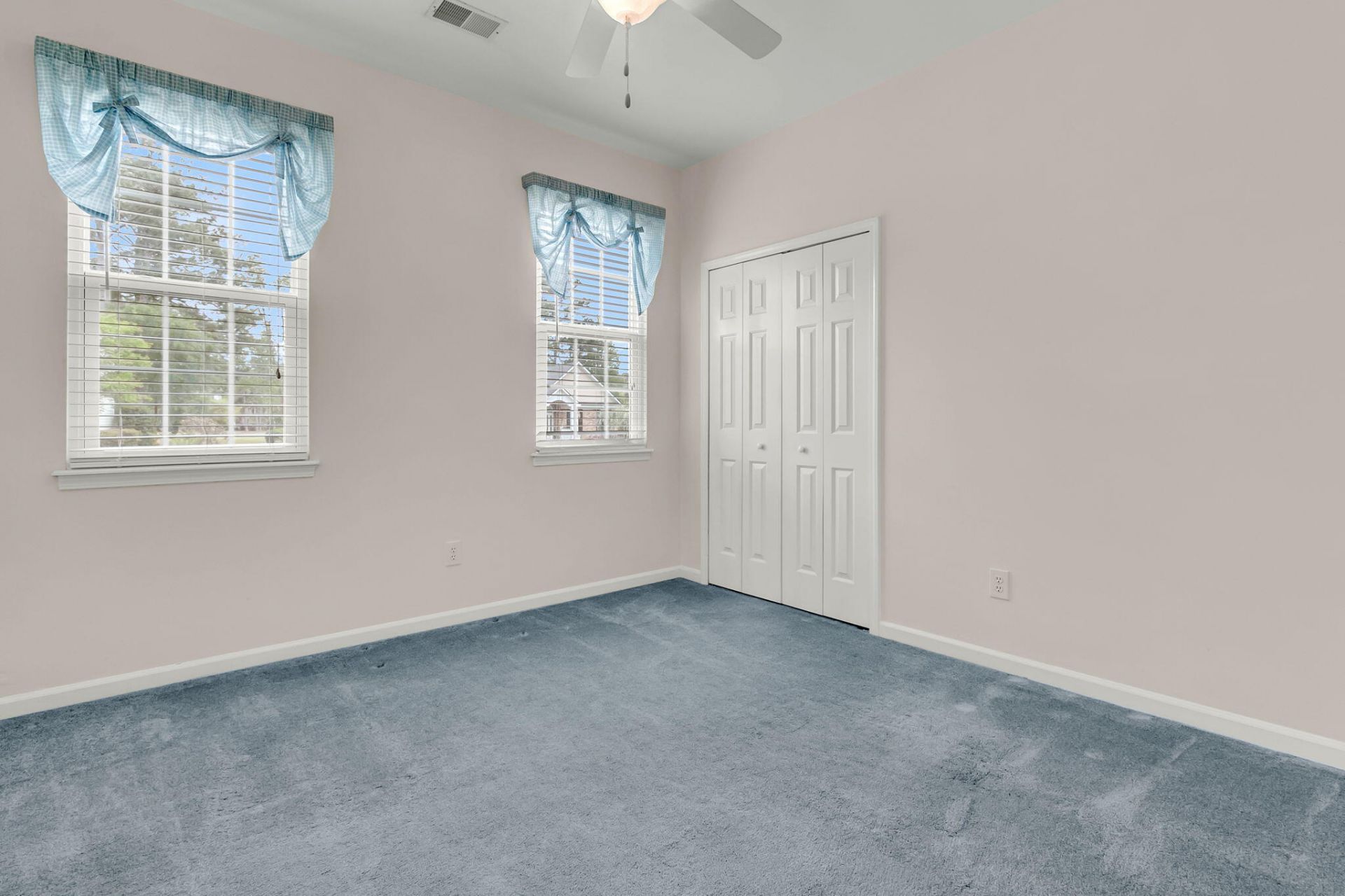 325 Club View Road Photo 40