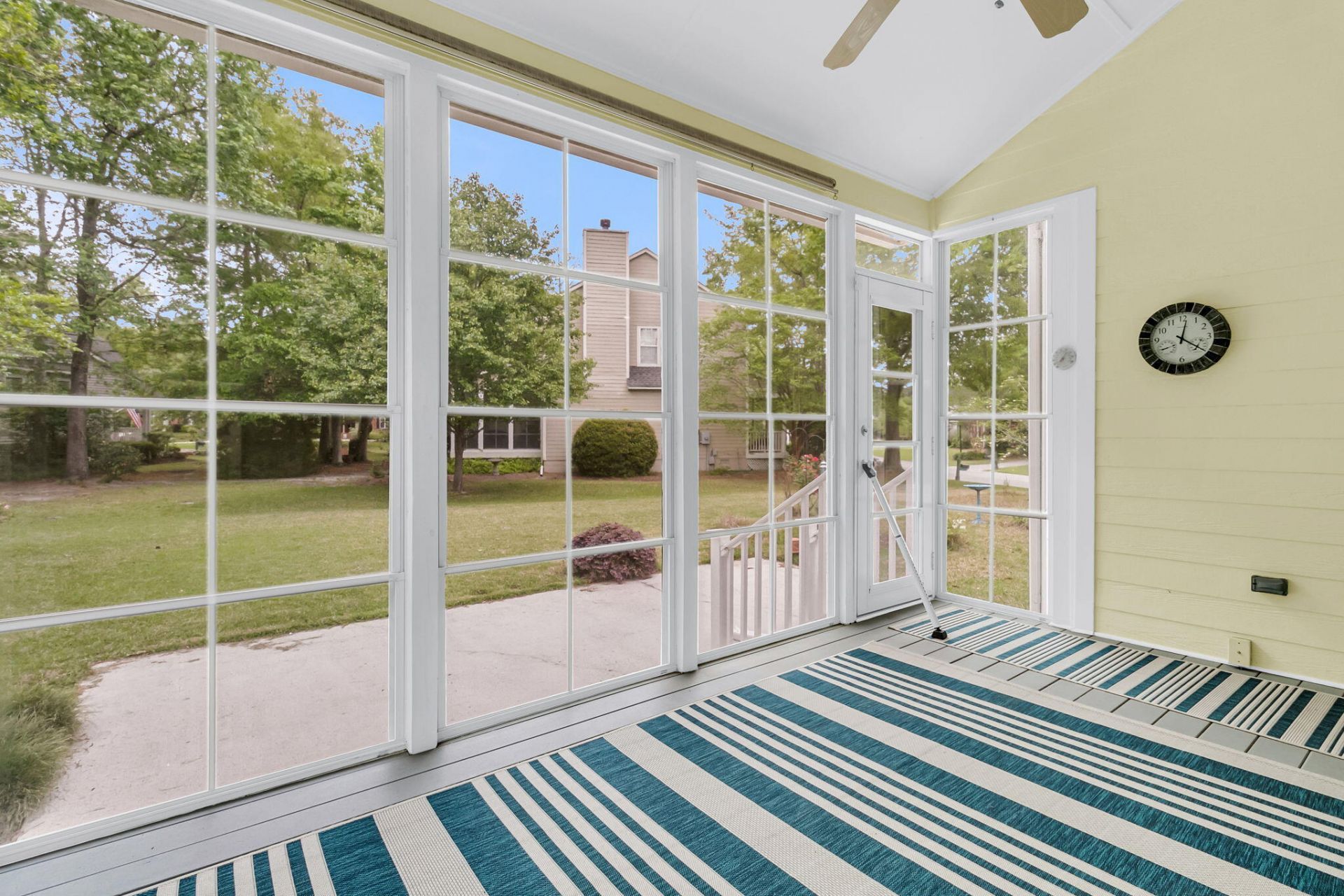 325 Club View Road Photo 53