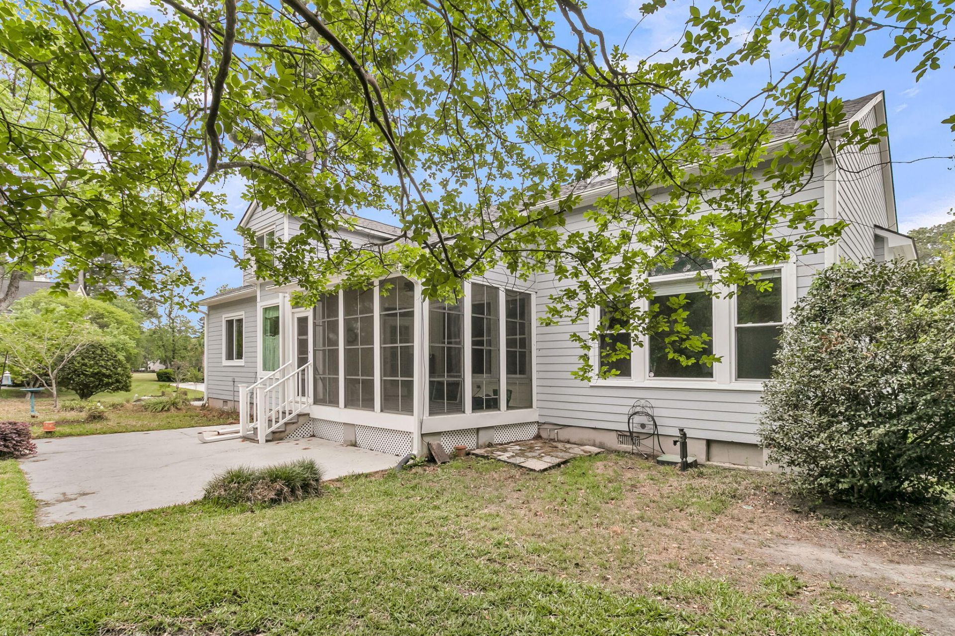 325 Club View Road Photo 55