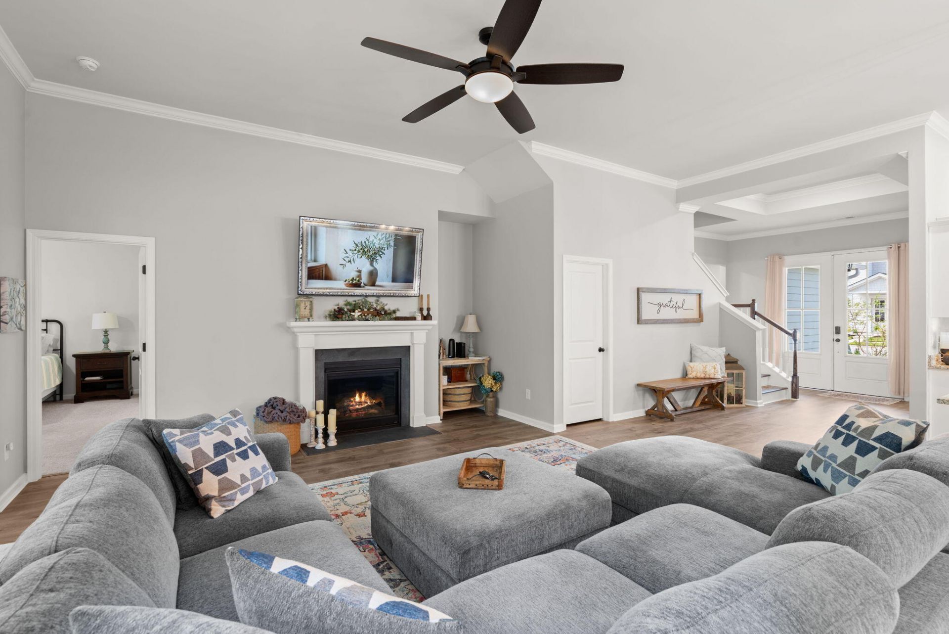 404 Oak View Way Photo 17