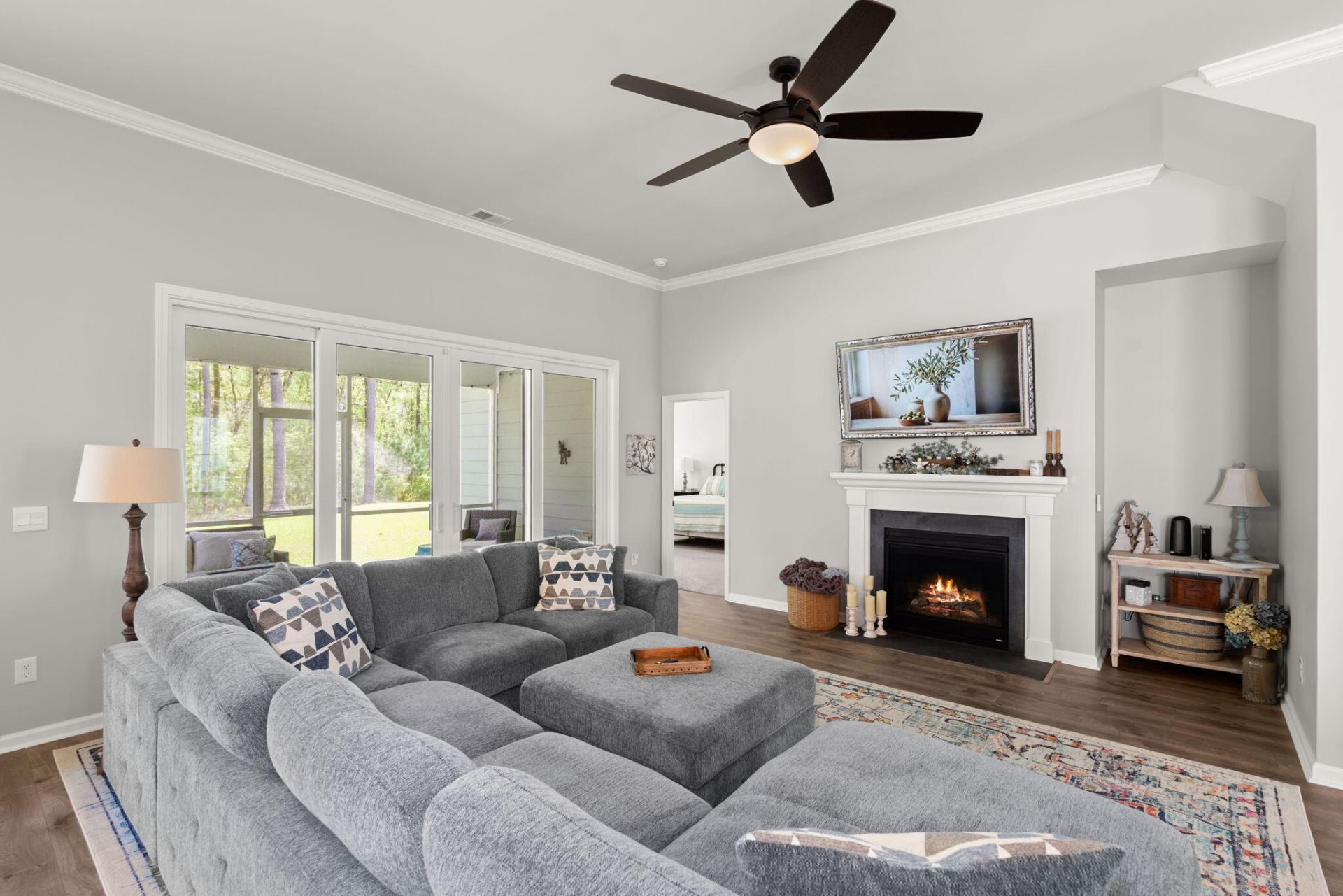 404 Oak View Way Photo 19