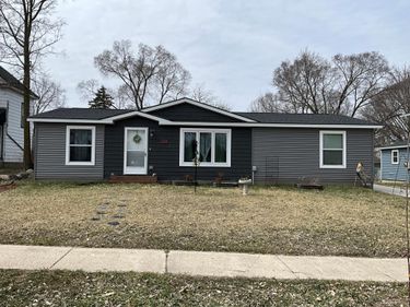 516 S Miller Avenue, Litchfield, MN 55355