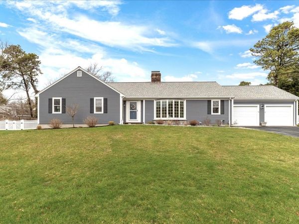 68 Sea Meadow Drive, East Dennis, MA 02641