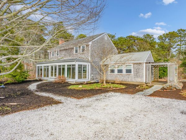 25 Robert Road , Harwich, MA 02645