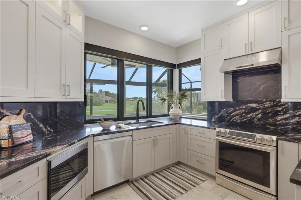 12992 Beacon Cove Ln, Fort Myers, FL 33919 Photo
