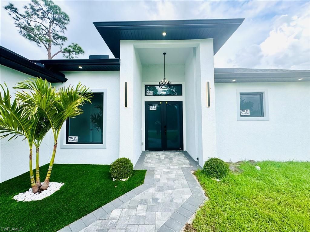 1221 Milwaukee Blvd , Lehigh Acres, FL 33974 Photo