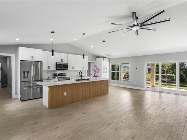 2210 NW 2nd AVE , CAPE CORAL, FL 33993