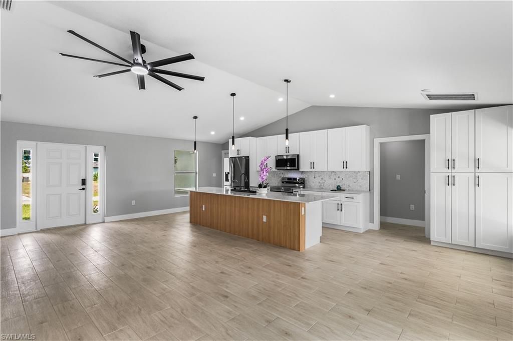 2210 NW 2nd Ave , Cape Coral, FL 33993 Photo