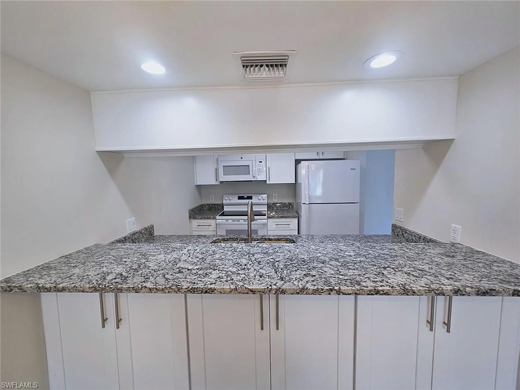 200 Lenell Rd, Unit 115, Fort Myers Beach, FL 33931 Photo