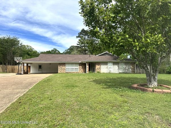 3 Beth Circle, Natchez, MS 39120