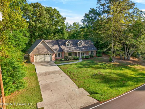 508 W Lakeshore Drive, Carriere, MS 39426