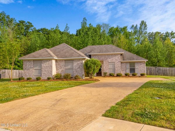 120 Bankside Drive, Canton, MS 39046