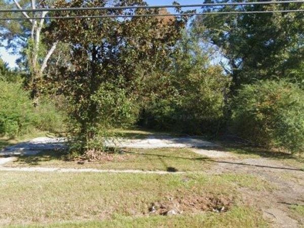 118 Stokes Robertson Road, Jackson, MS 39212