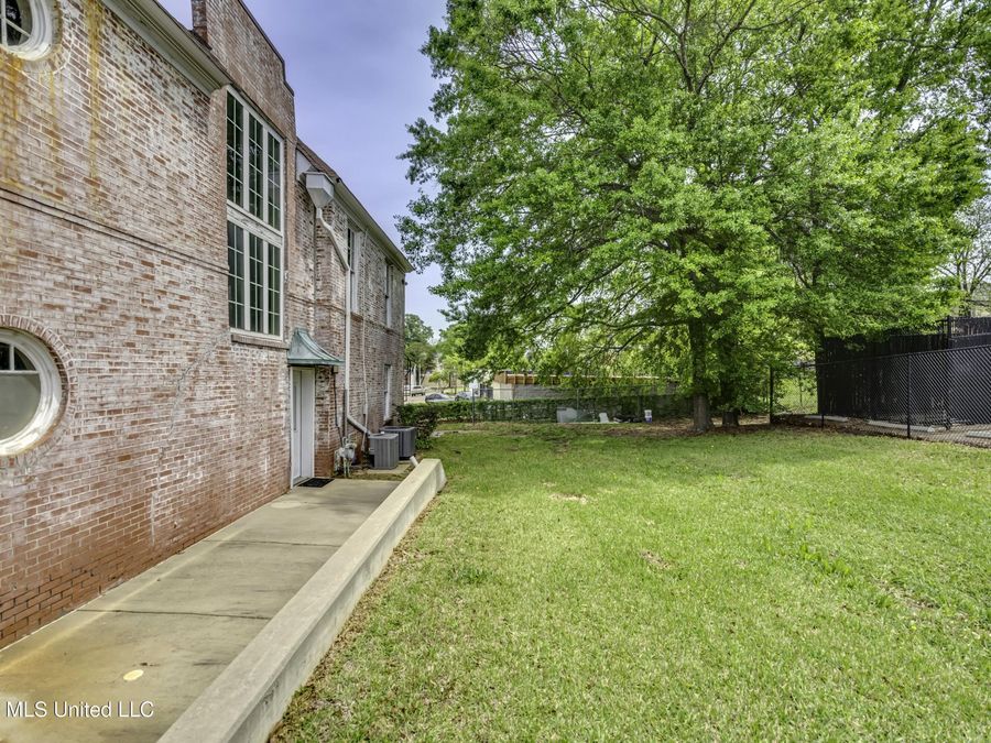 Property Image 60