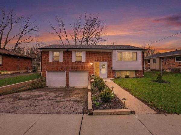 5667 Roche Drive, Columbus, OH 43229